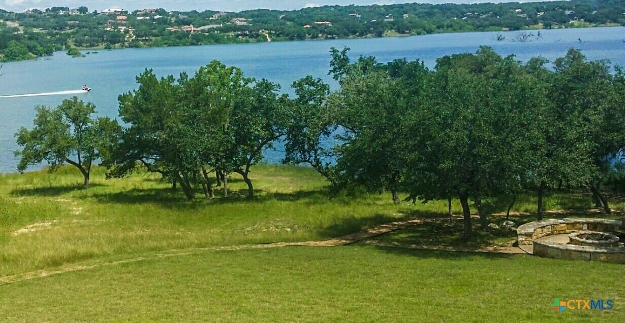 1.02 acres in Comal County - photo 16