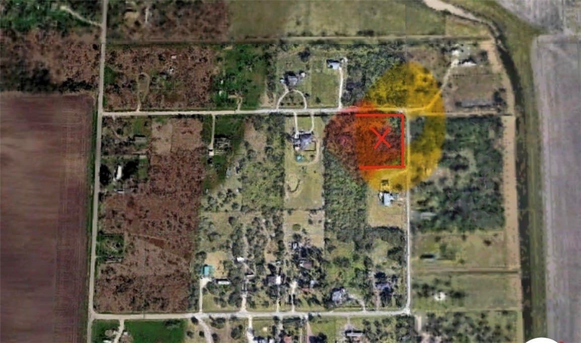 1.5 acres in San Patricio County - photo 4