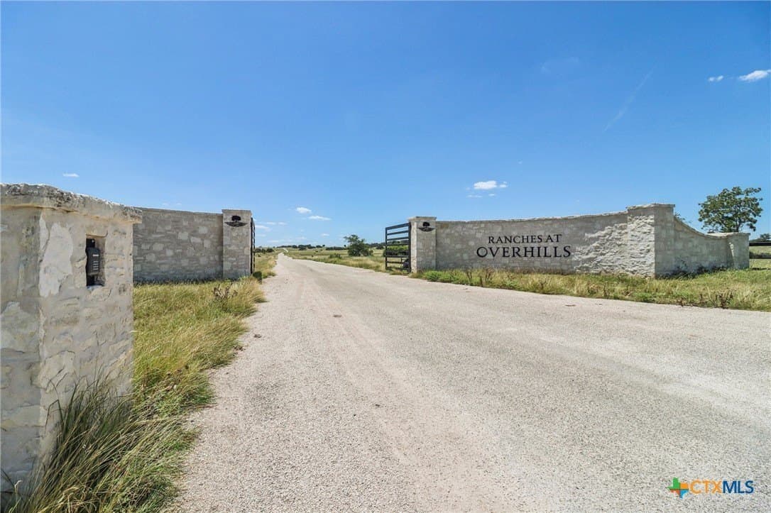 10.04 acres in Gillespie County - photo 15