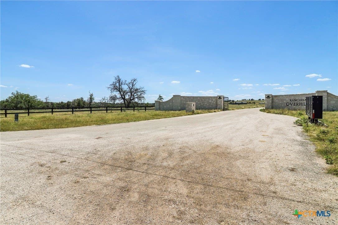 10.04 acres in Gillespie County - photo 13