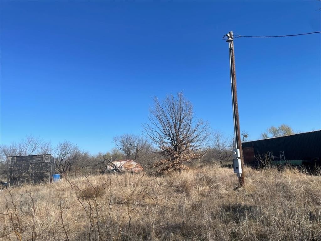 0.52 acres in Stephens County - photo 2