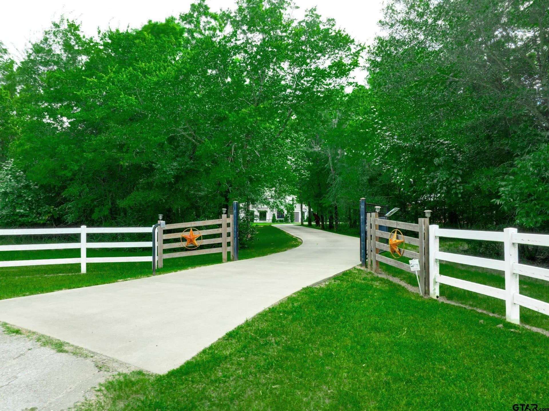 15.02 acres in Smith County - photo 2