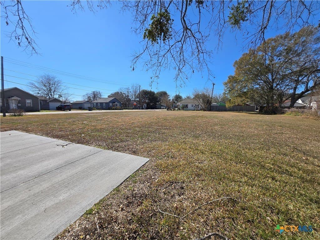 0.32 acres in Wharton County - photo 5