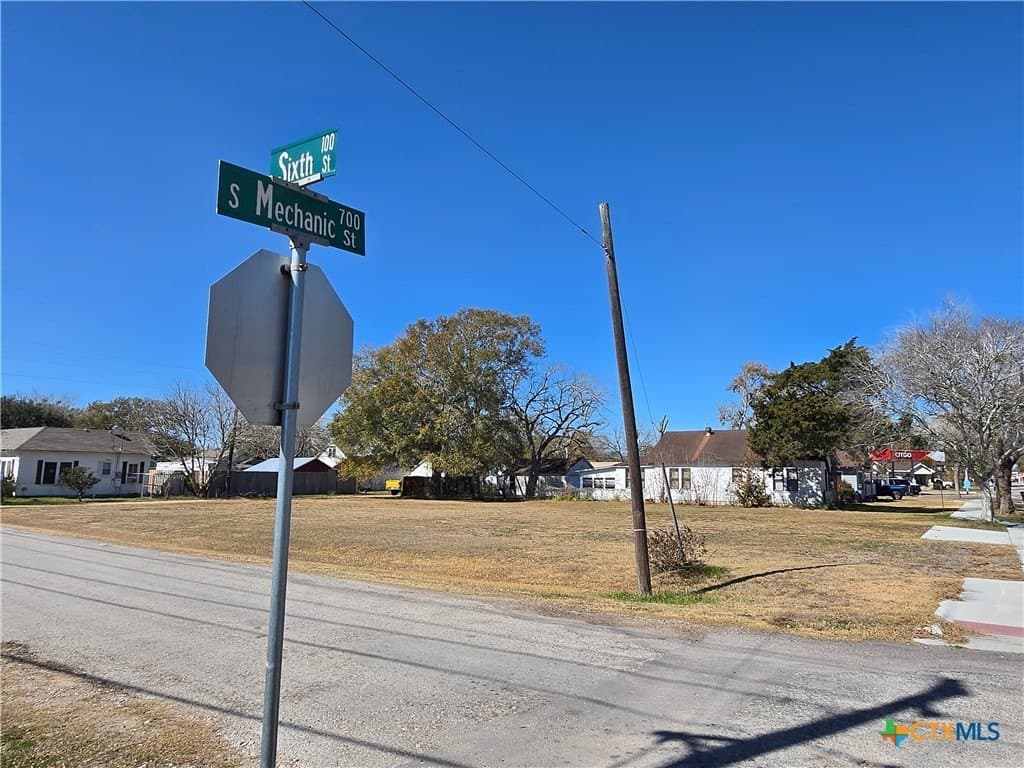 0.32 acres in Wharton County - photo 4
