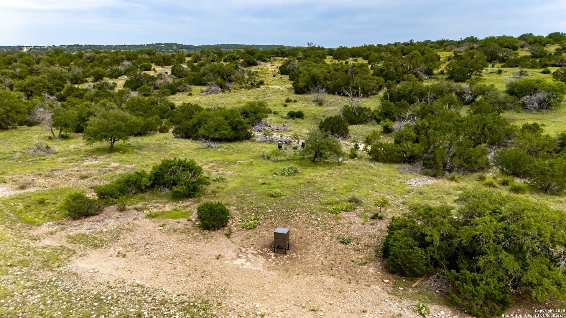 25.66 acres in Edwards County - photo 21