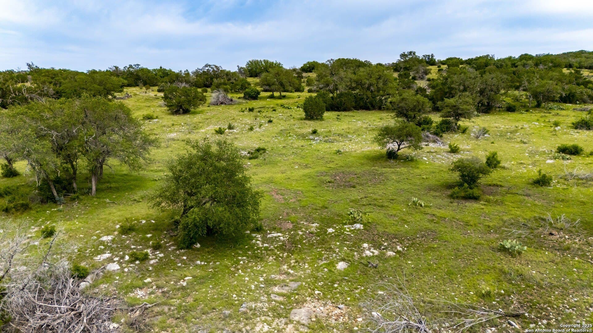 25.66 acres in Edwards County - photo 20