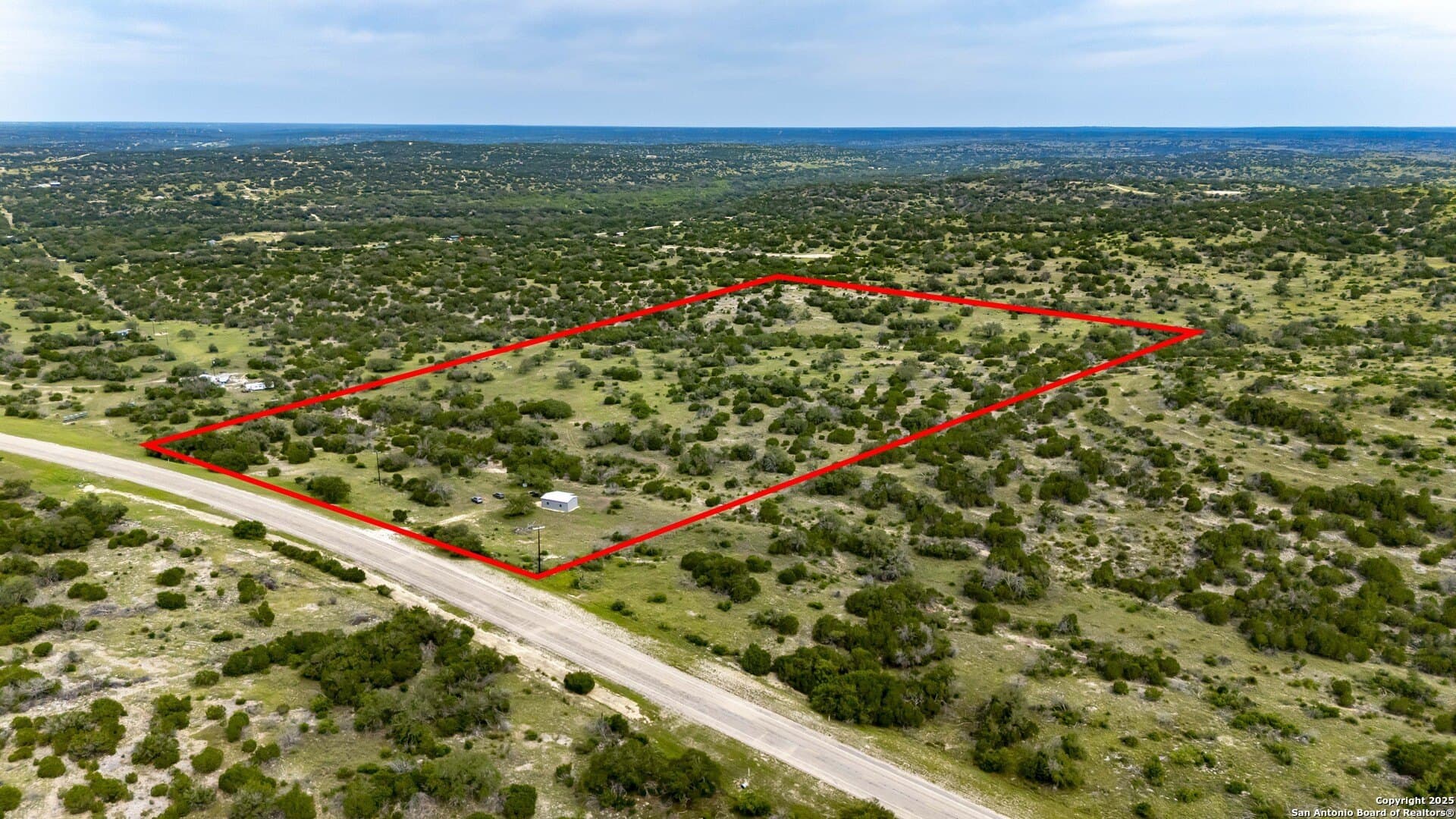 25.66 acres in Edwards County - photo 26