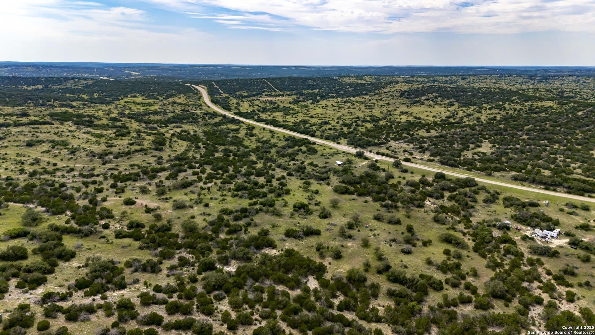25.66 acres in Edwards County - photo 30