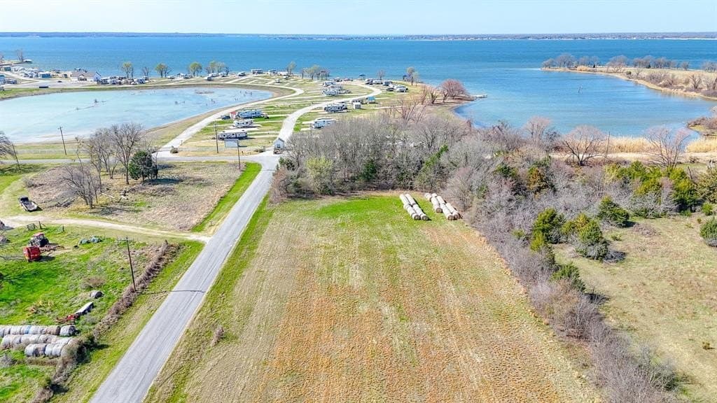 1.67 acres in Navarro County - photo 5