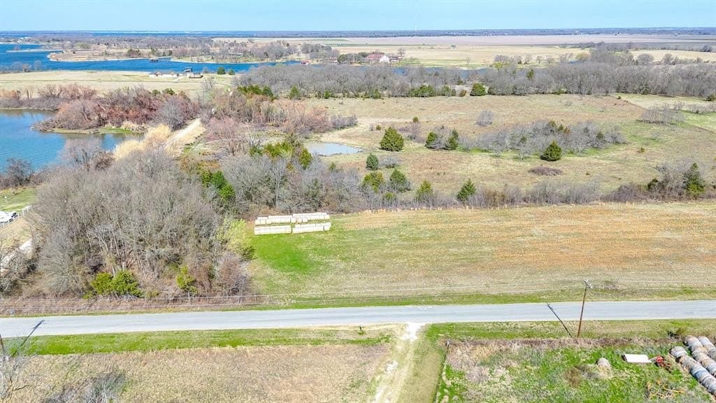 1.67 acres in Navarro County - photo 3