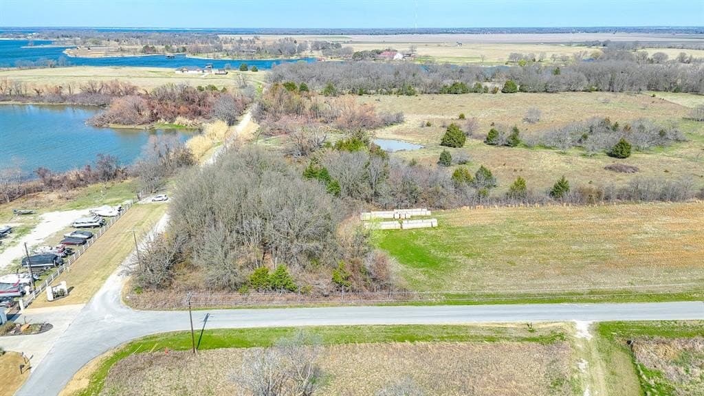 1.67 acres in Navarro County - photo 2