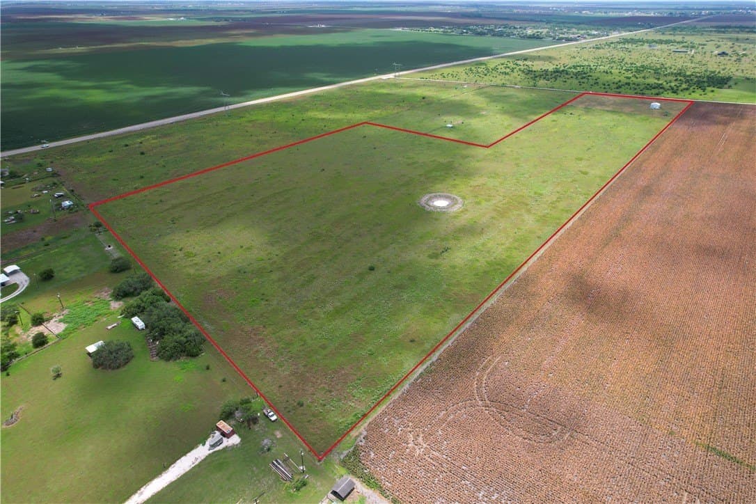 32.11 acres in Nueces County - photo 3
