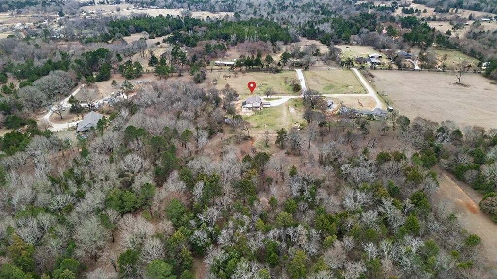10 acres in Smith County - photo 34