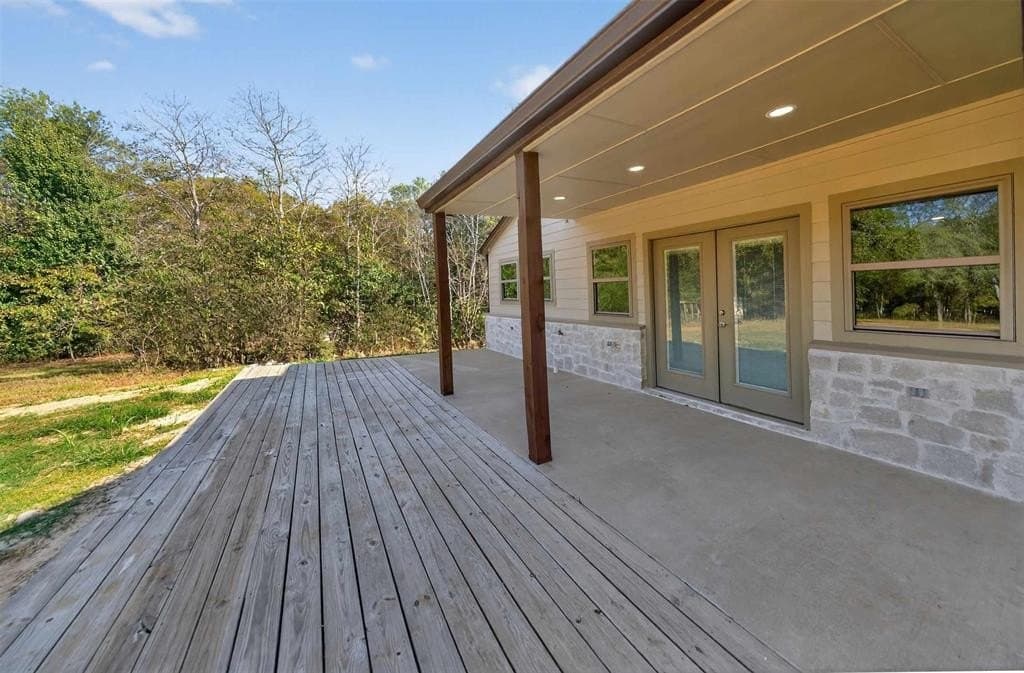 10 acres in Smith County - photo 30