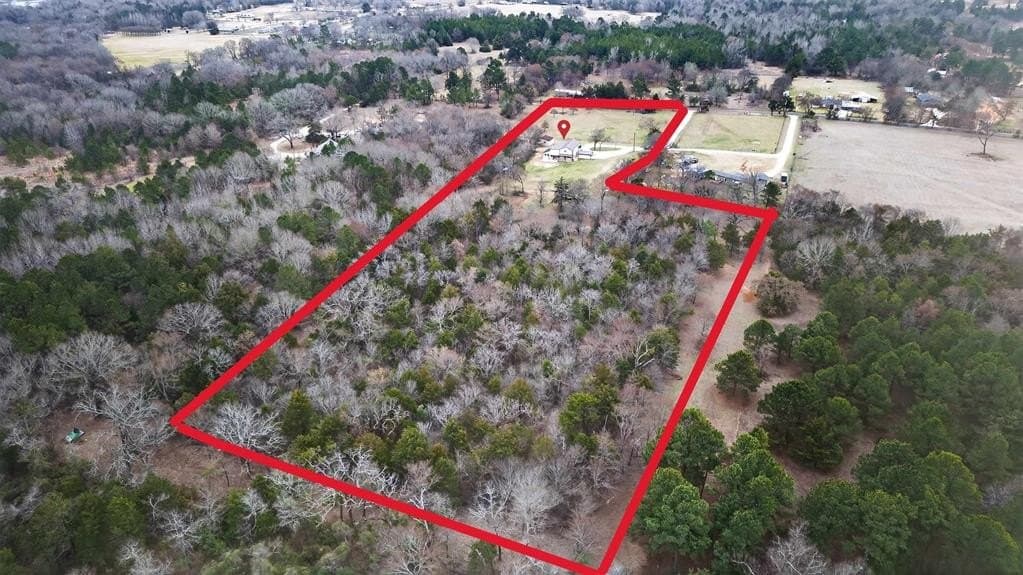 10 acres in Smith County - photo 33