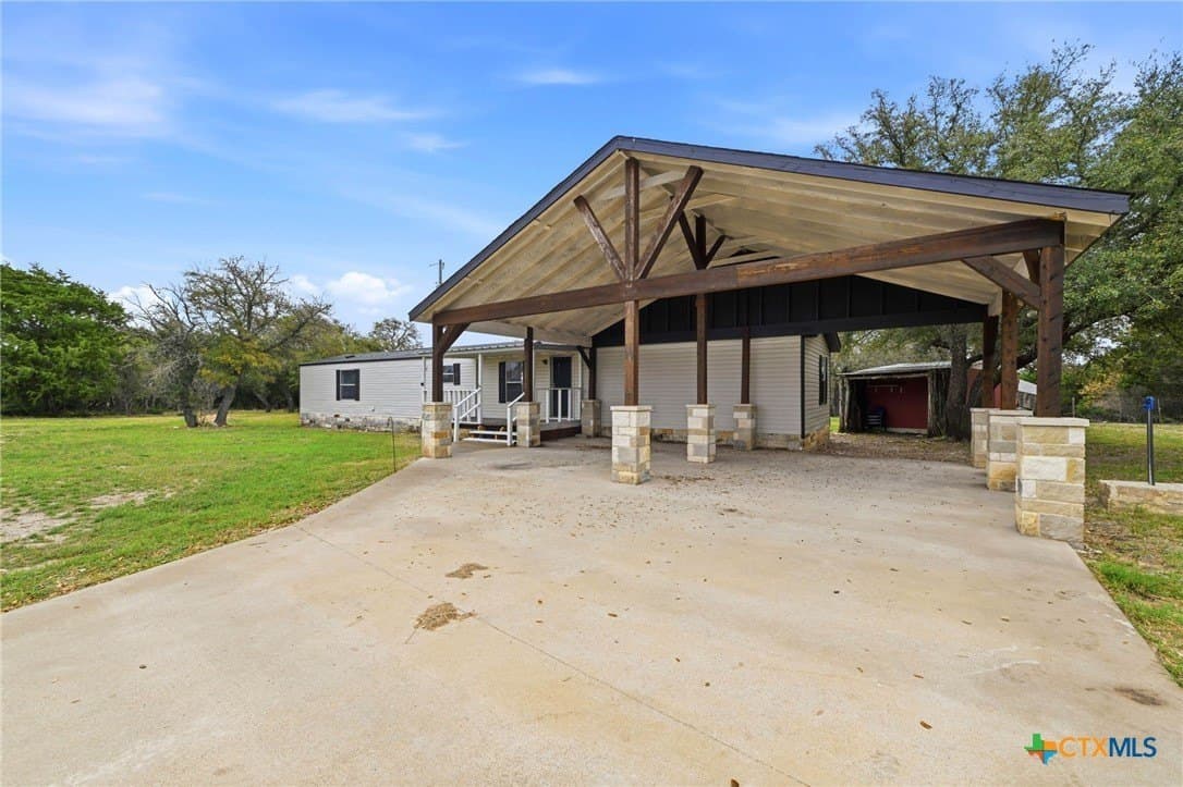 10.5 acres in Lampasas County - photo 4