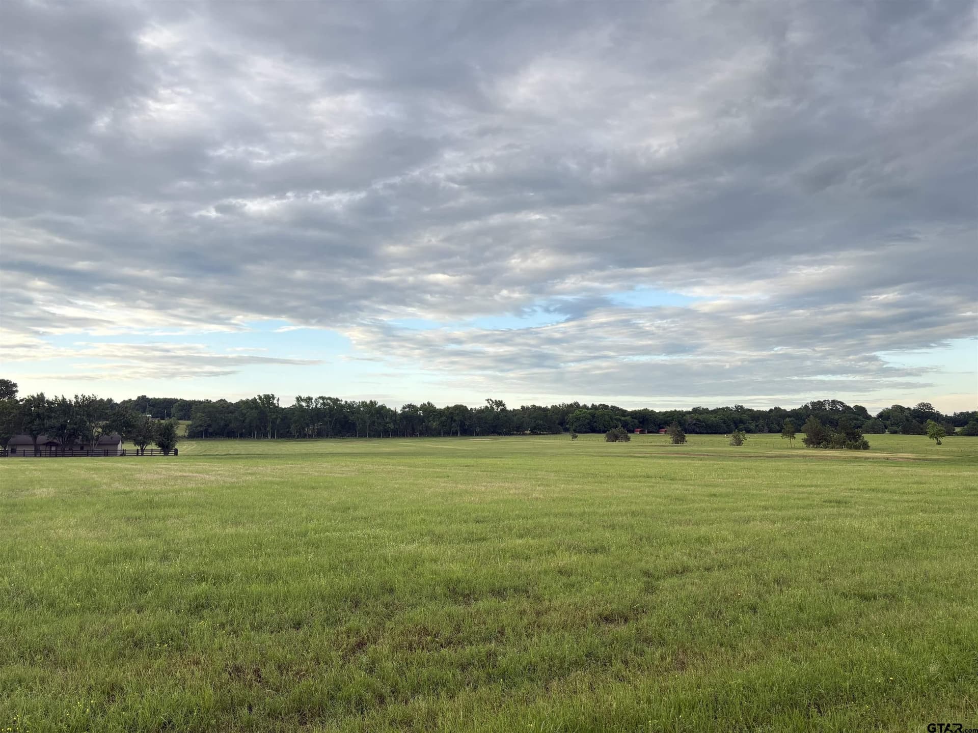 15.87 acres in Smith County - photo 8