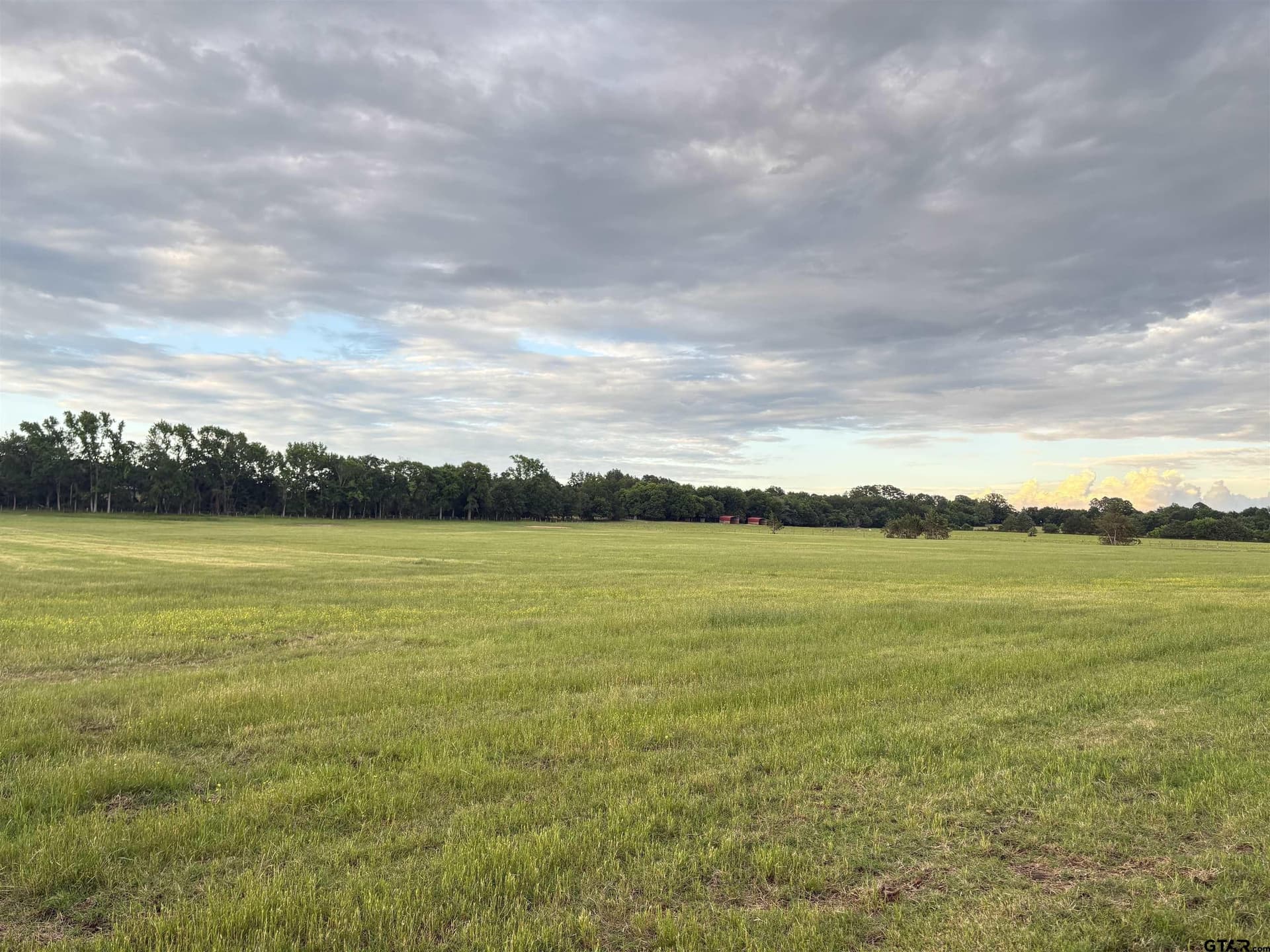 15.87 acres in Smith County - photo 9