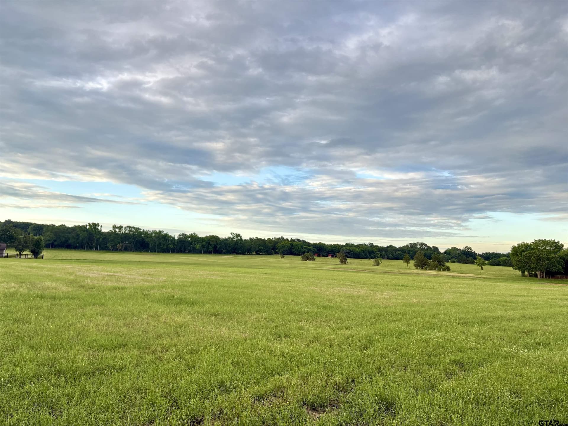 15.87 acres in Smith County - photo 7