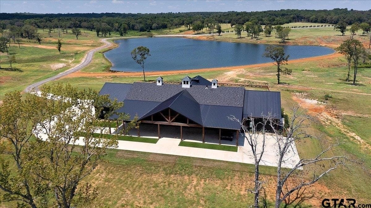 333 acres in Smith County - photo 6