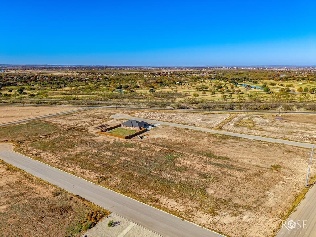0.5 acres in Tom Green County - photo 9