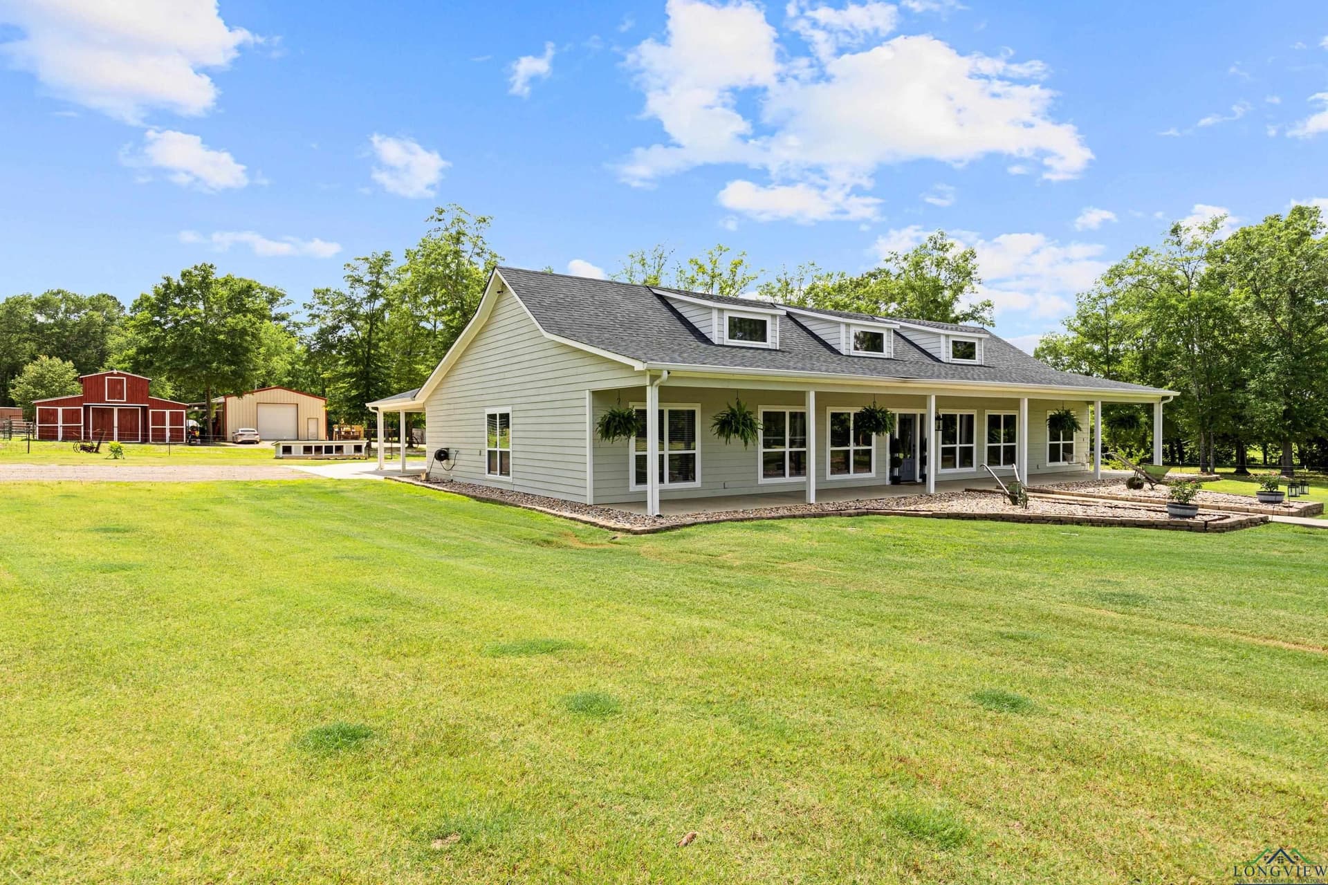 21.01 acres in Smith County - photo 14