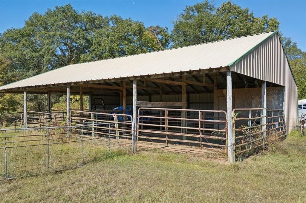 80 acres in Van Zandt County - photo 29
