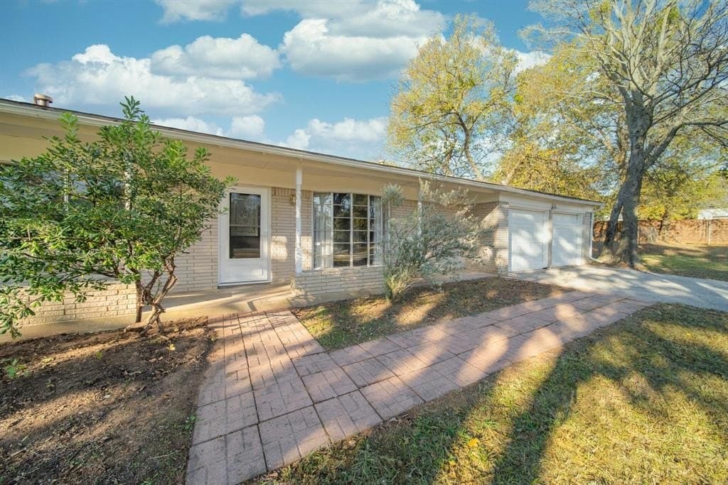 3.24 acres in Tarrant County - photo 8