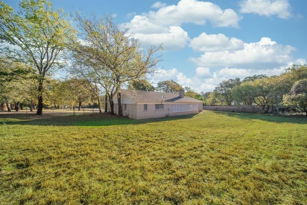 3.24 acres in Tarrant County - photo 6