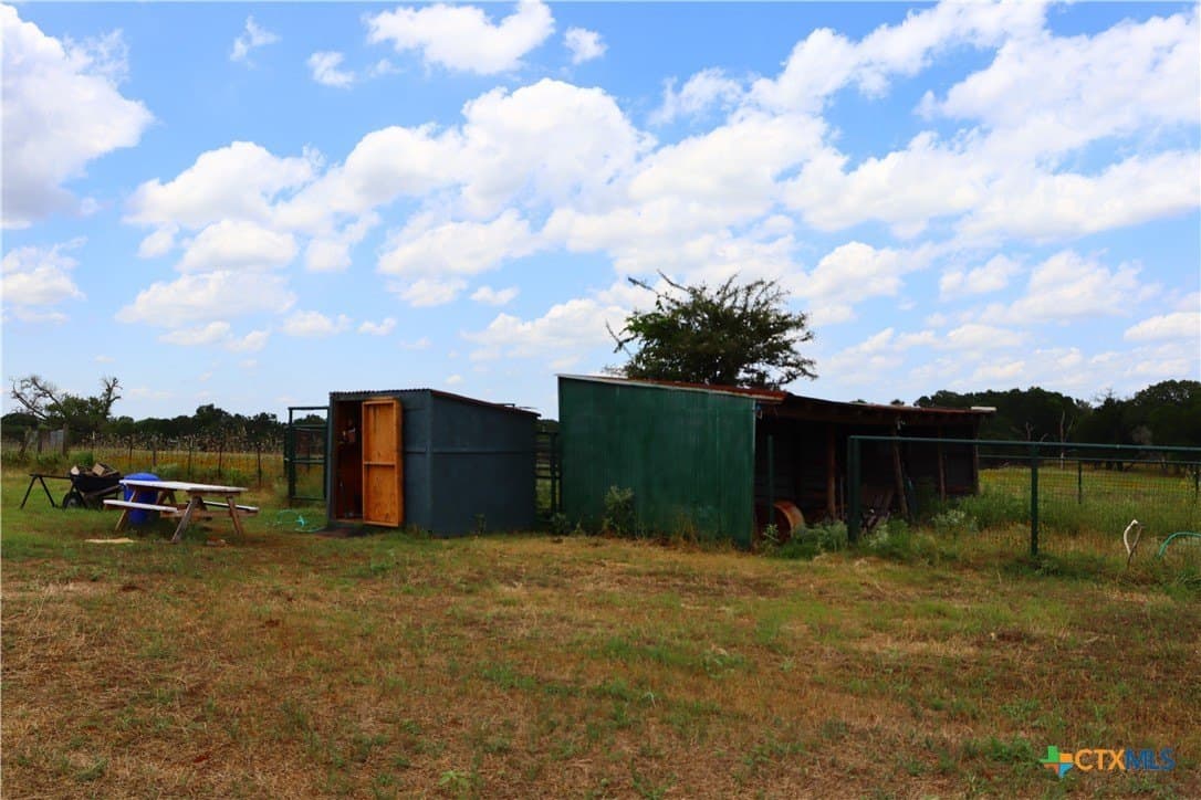 12.92 acres in Bastrop County - photo 4