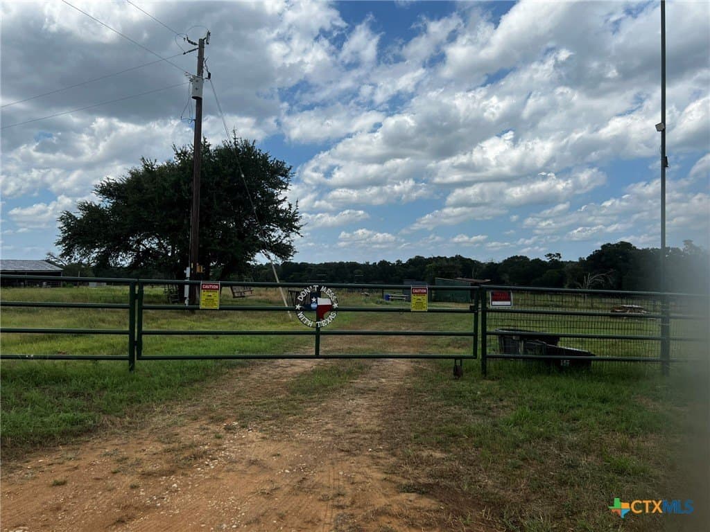 12.92 acres in Bastrop County - photo 3
