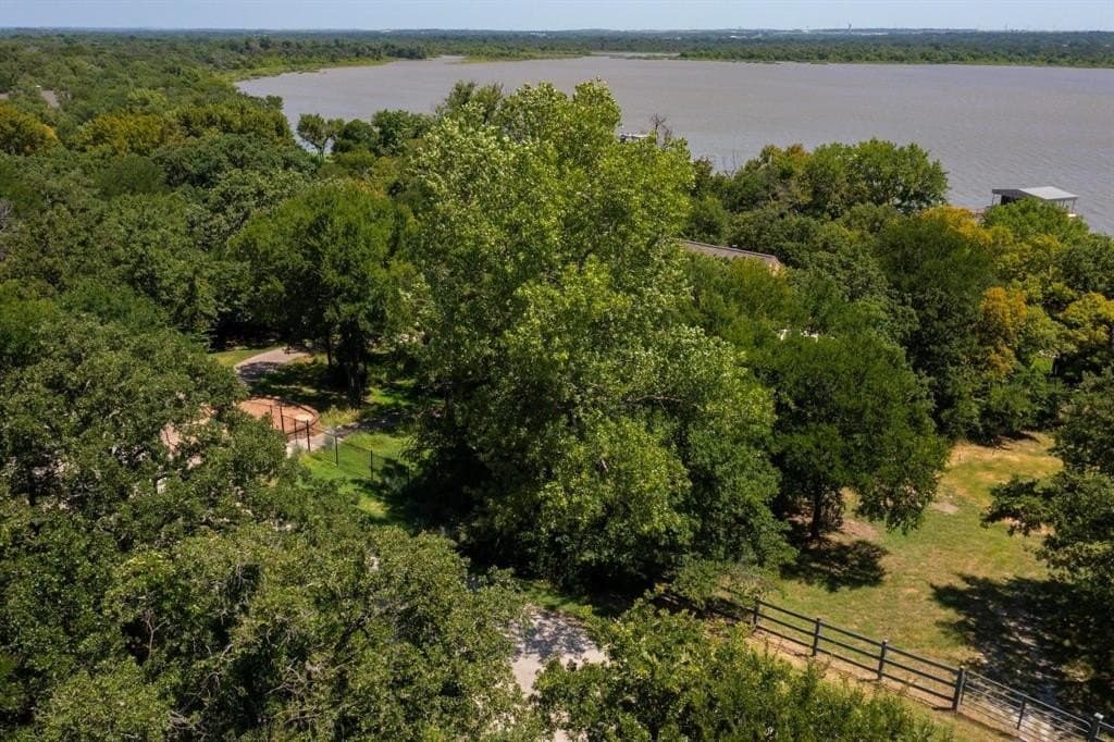 0.45 acres in Wise County - photo 4