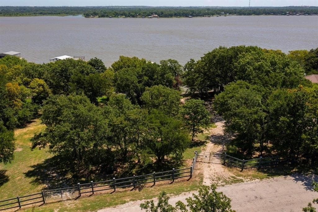 0.45 acres in Wise County - photo 5