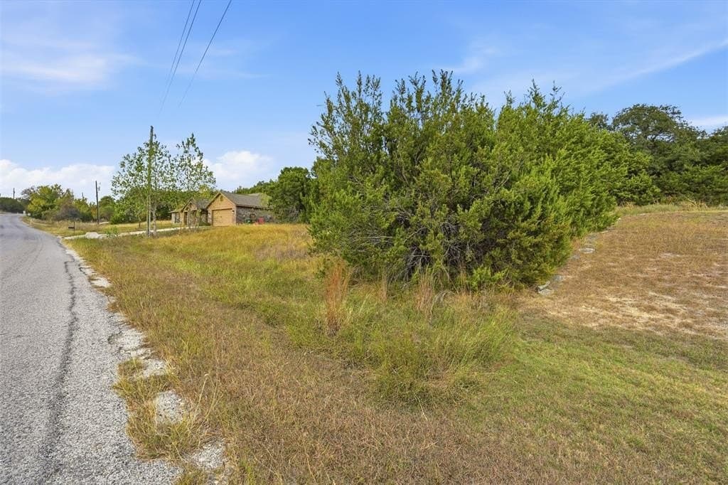 0.49 acres in Hood County - photo 4