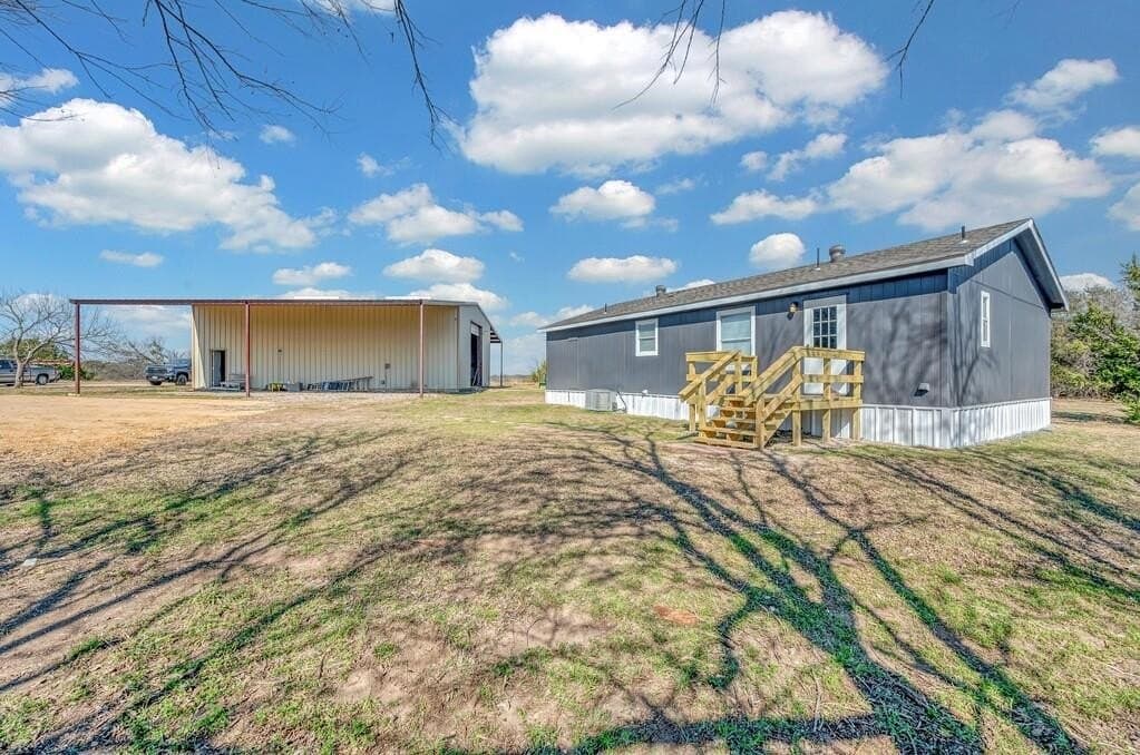38.37 acres in Bosque County - photo 24