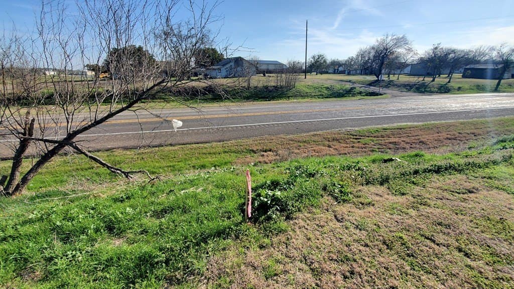 13.97 acres in Navarro County - photo 42