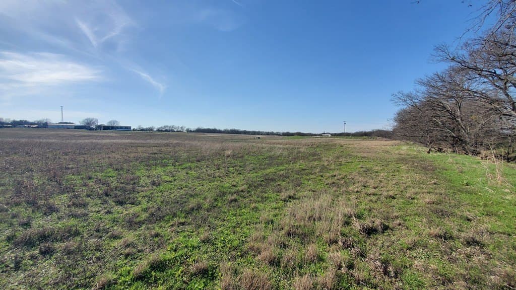 13.97 acres in Navarro County - photo 18