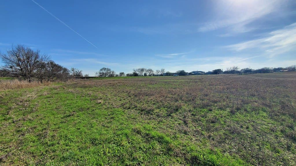 13.97 acres in Navarro County - photo 23