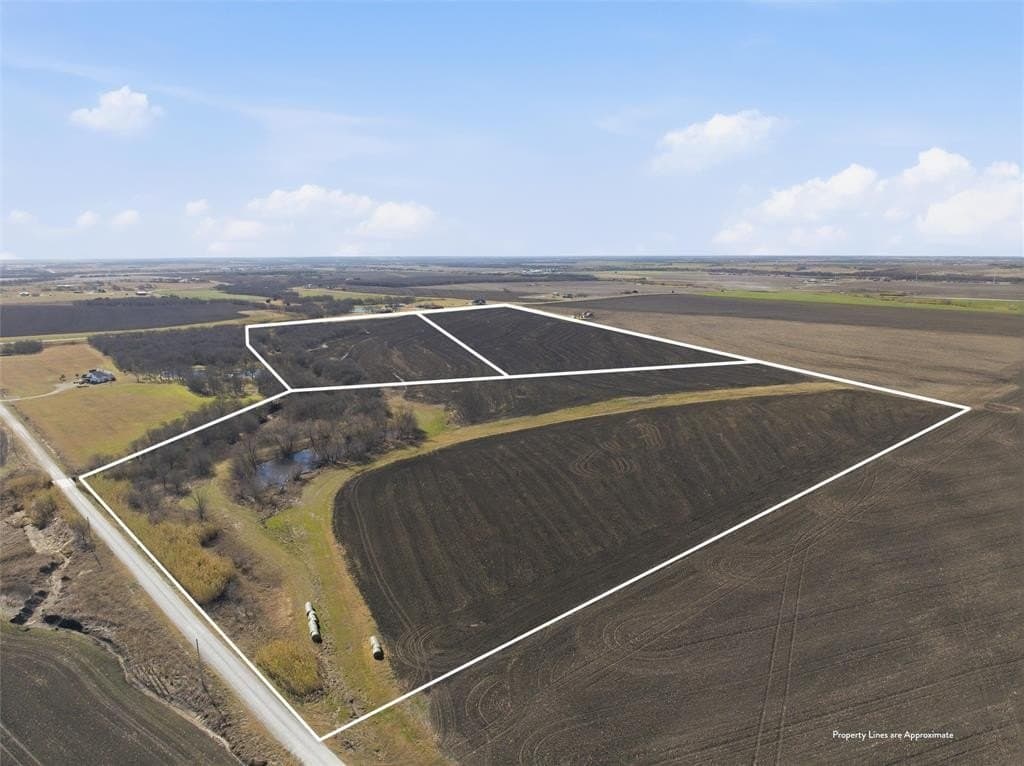 22.08 acres in Hill County - photo 17