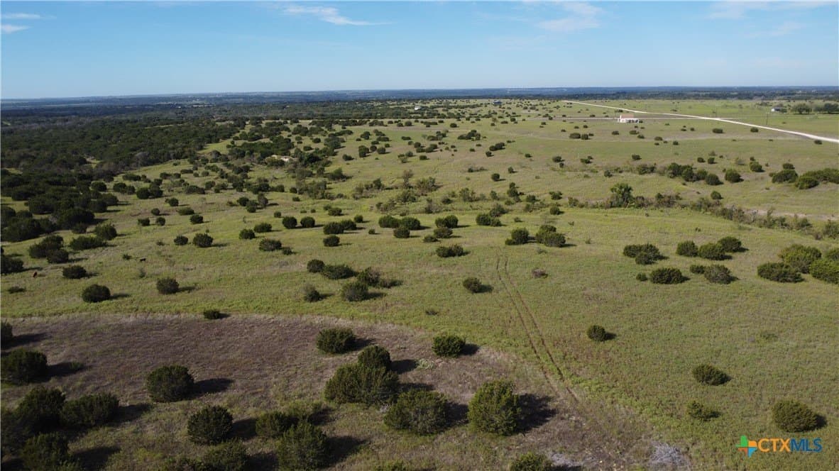 10.01 acres in Hamilton County - photo 2