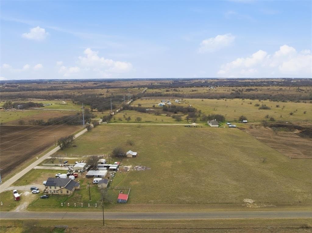 5.88 acres in McLennan County - photo 8