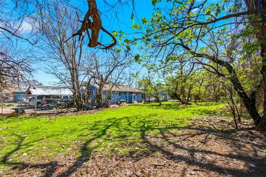 0.14 acres in Dallas County - photo 4