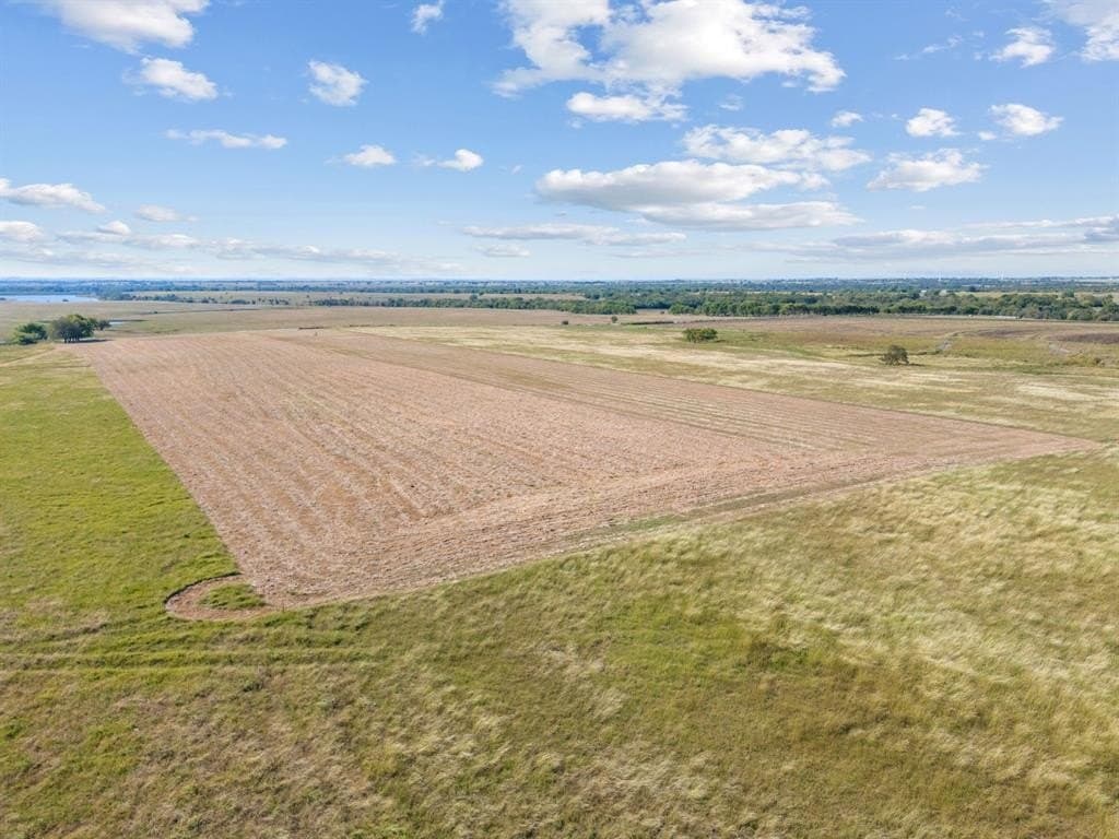 10.04 acres in Cooke County - photo 6