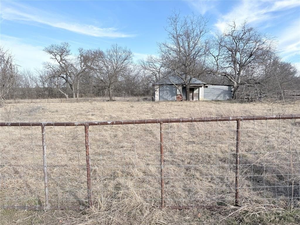 1.28 acres in Palo Pinto County - photo 2
