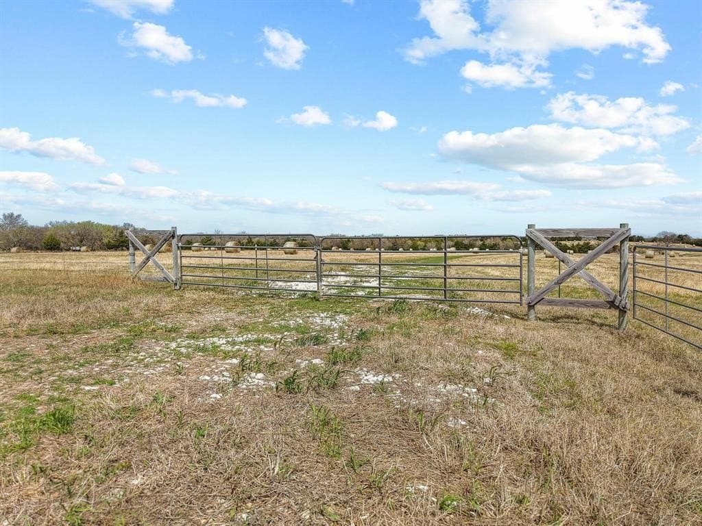 77.03 acres in Grayson County - photo 5