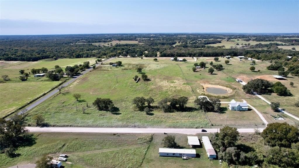 5.43 acres in Hill County - photo 4