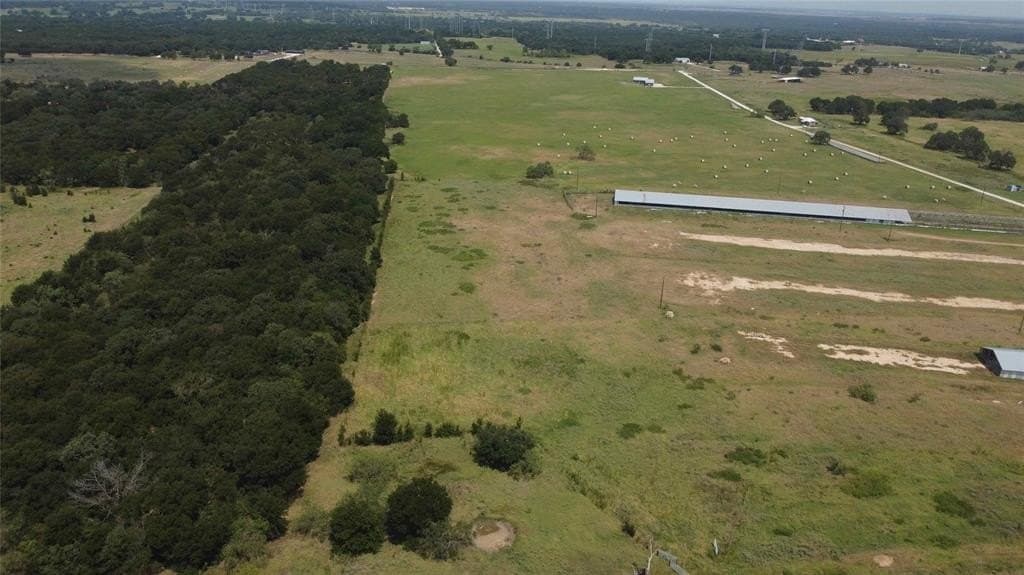 15 acres in Hill County - photo 2