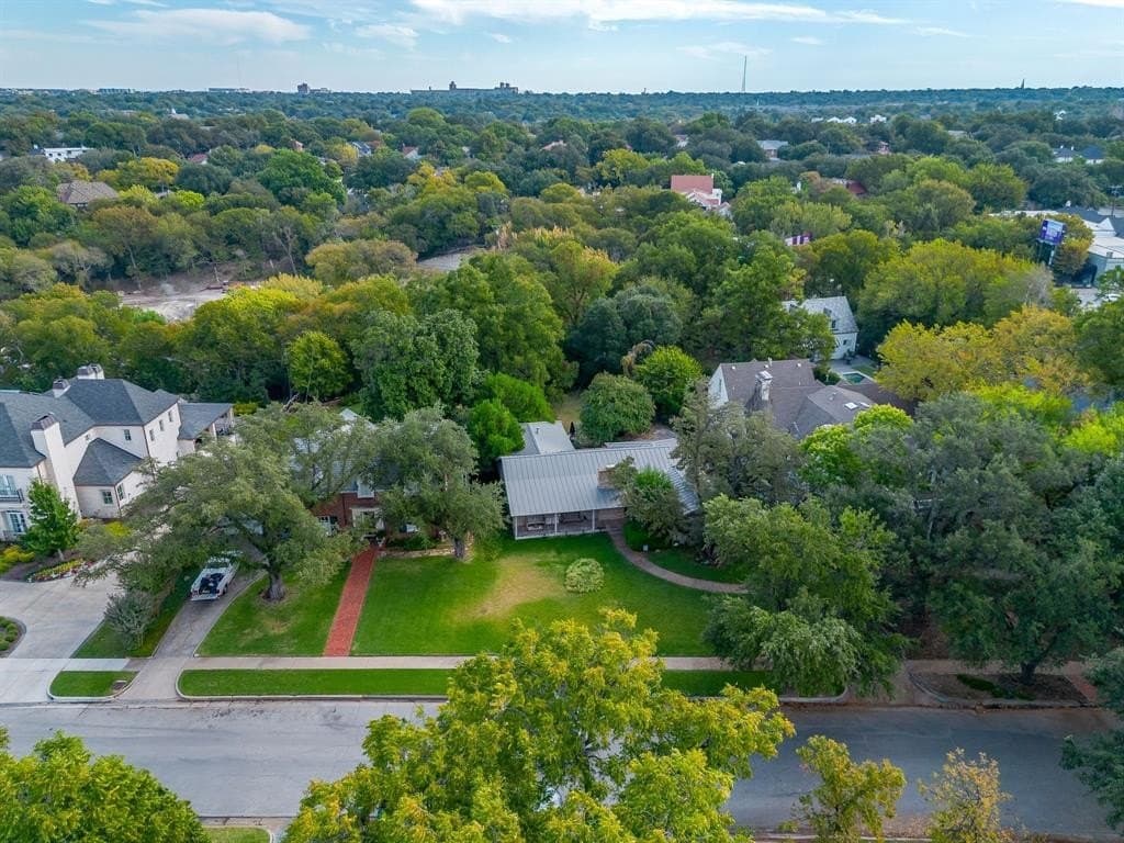 0.6 acres in Tarrant County - photo 5