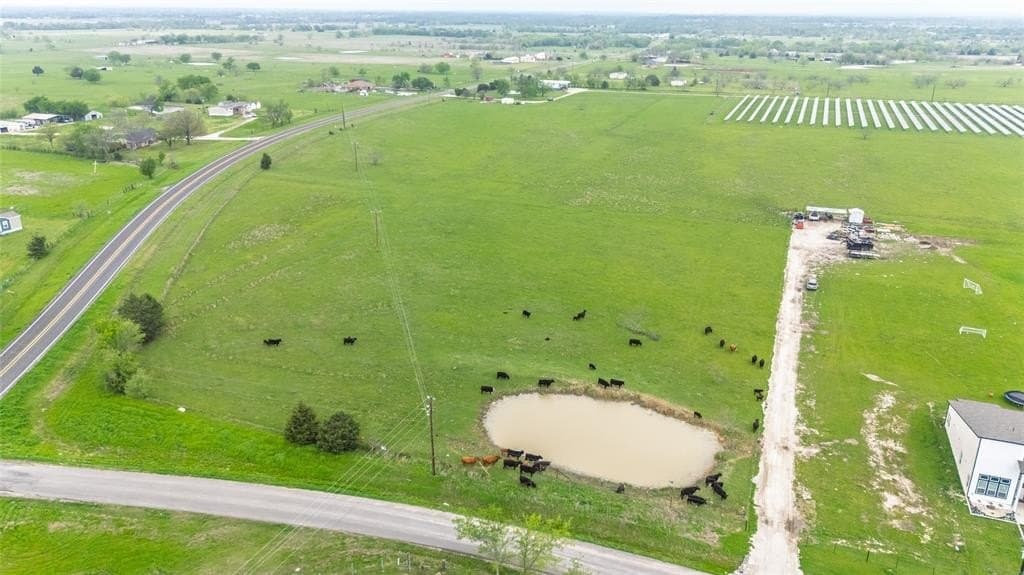 5.32 acres in Hunt County - photo 8