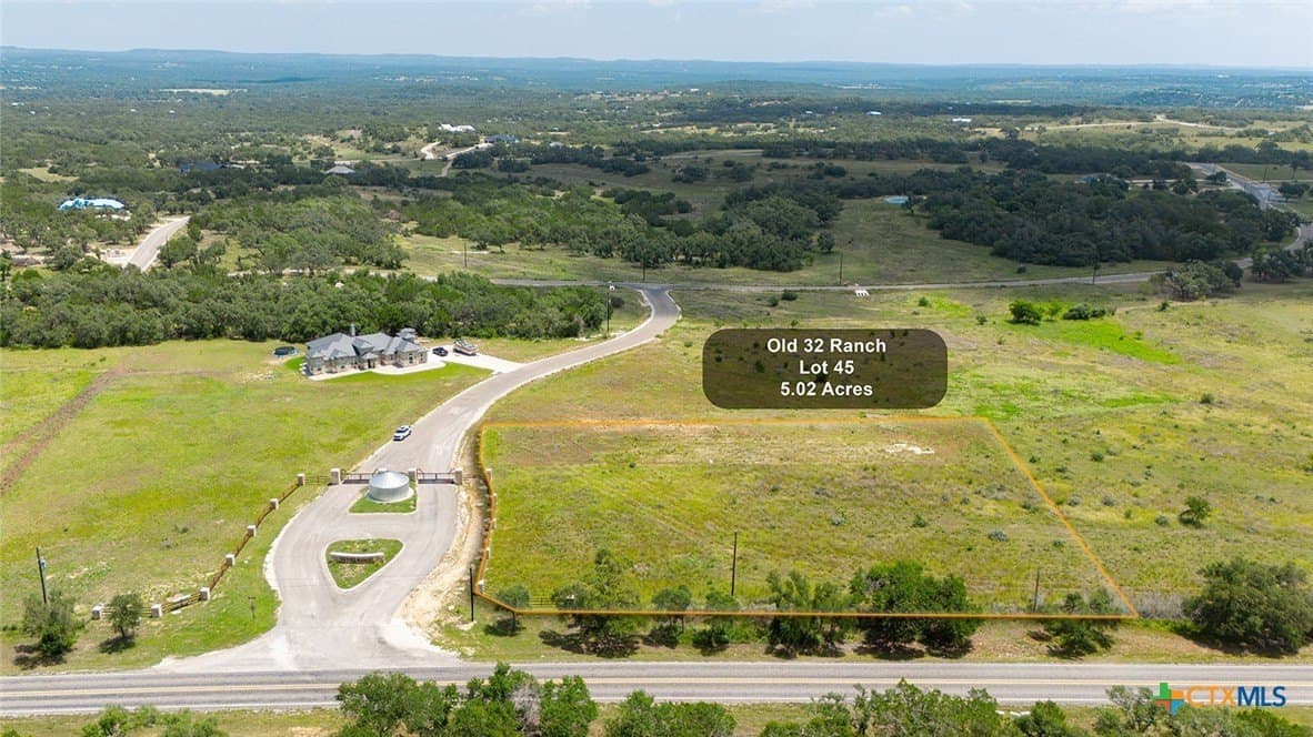 813 Old 32 Crossing lot: 45